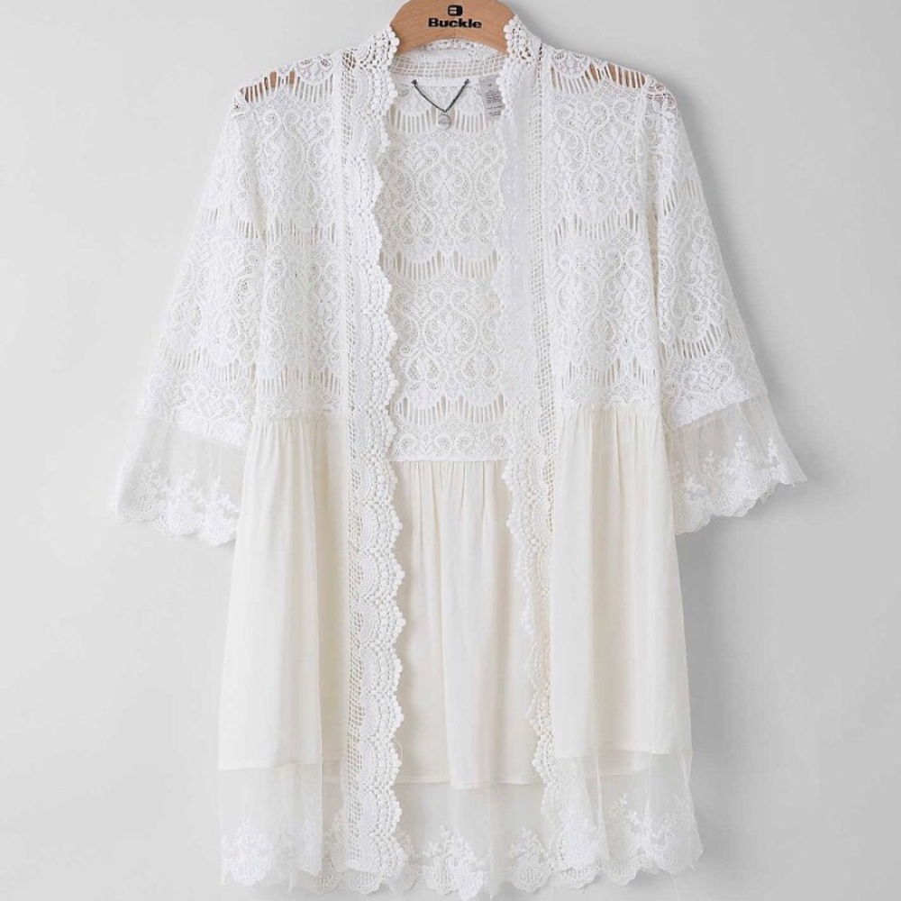 Buckle Lace Kimono